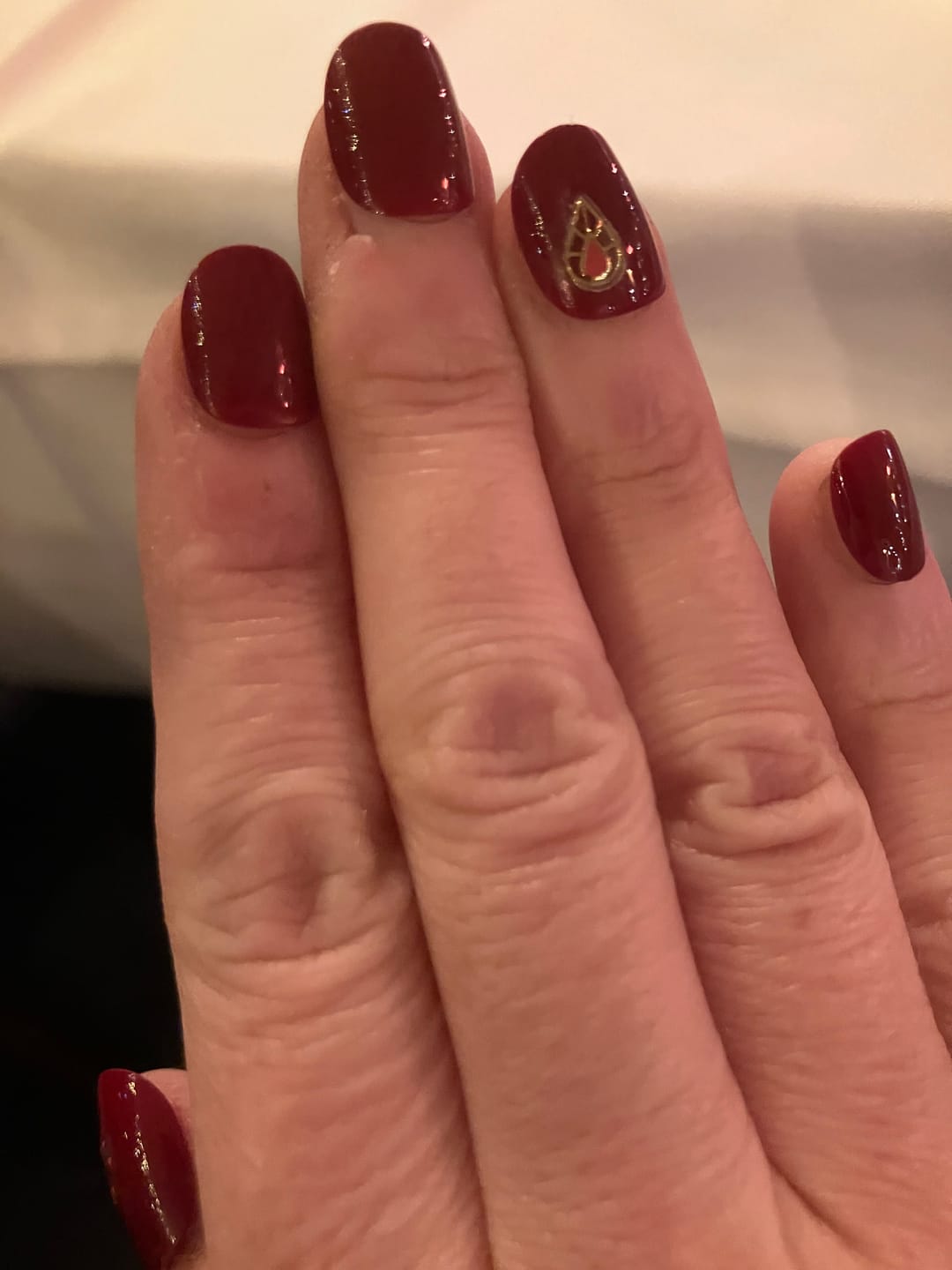 Customer photo review of Red Temptation - XS Squoval - 30 Adet Takma Tırnak