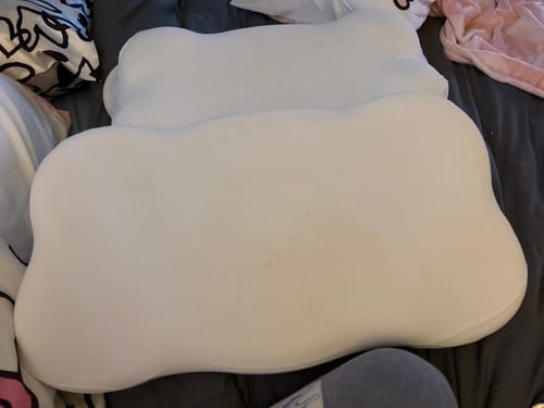 Customer photo review of Mellow CloudAlign™ Pillow