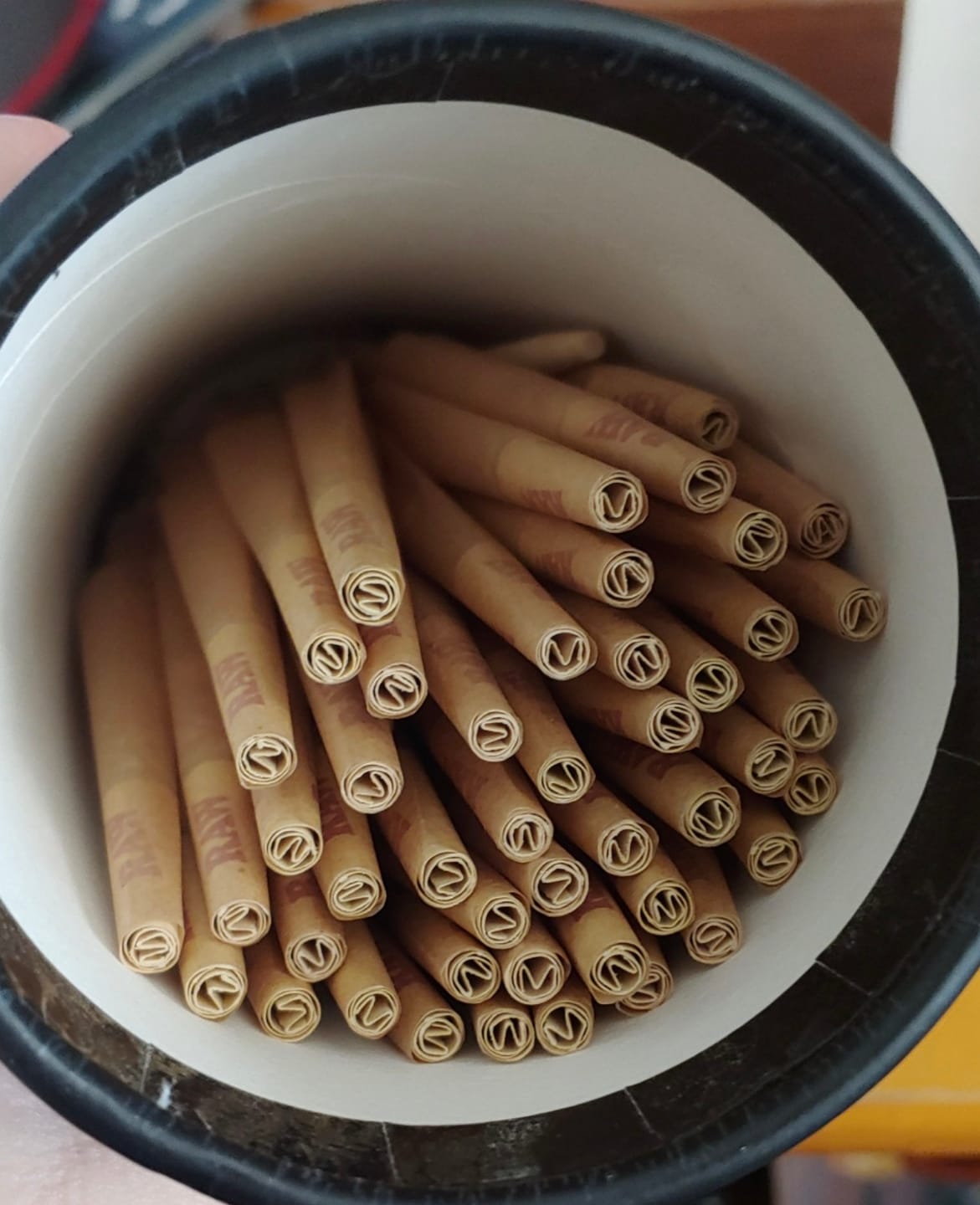 Customer photo review of RAW Black King Size Cones