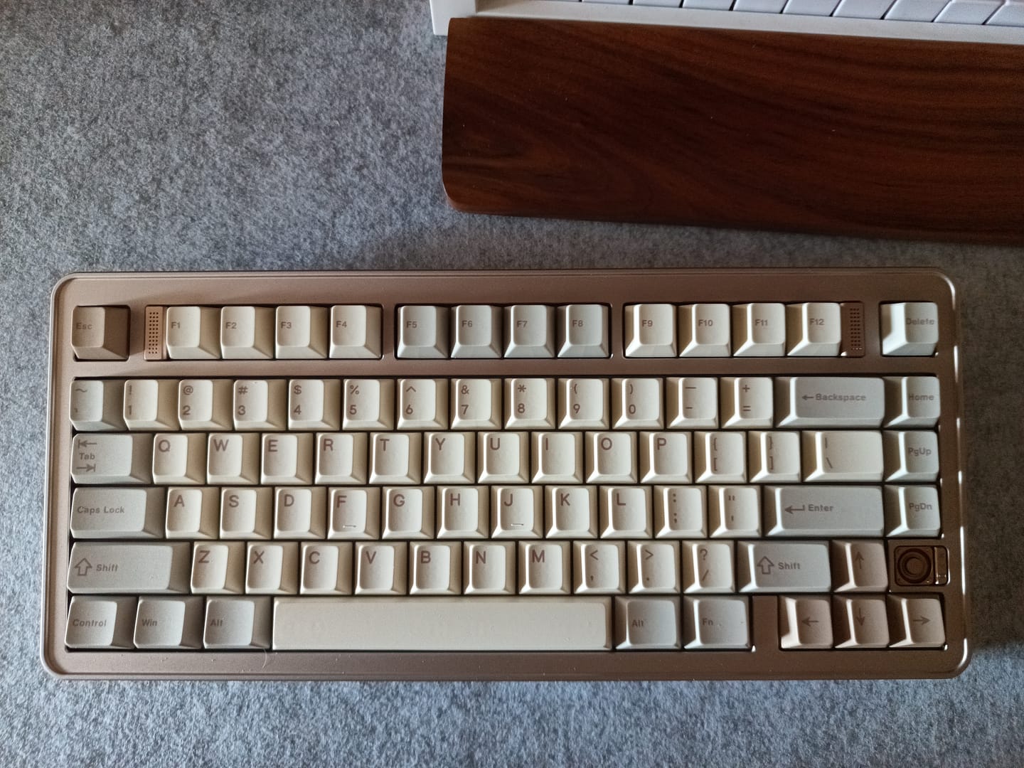 Customer photo review of Evoworks - Evo75 Wireless Custom Mechanical Keyboard (ANSI)