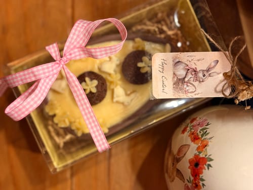 Customer photo review of Smooth Easter Egg 350g - 3-Part Mould - BWB 50