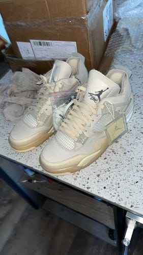 Customer photo review of Off-White x AJ4 Retro Sail