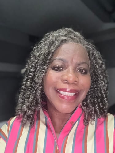 Customer photo review of Luvwin 13x4 Salt And Pepper Natural Curly Glueless Gray Color Pre-Cut Lace Bob Wig