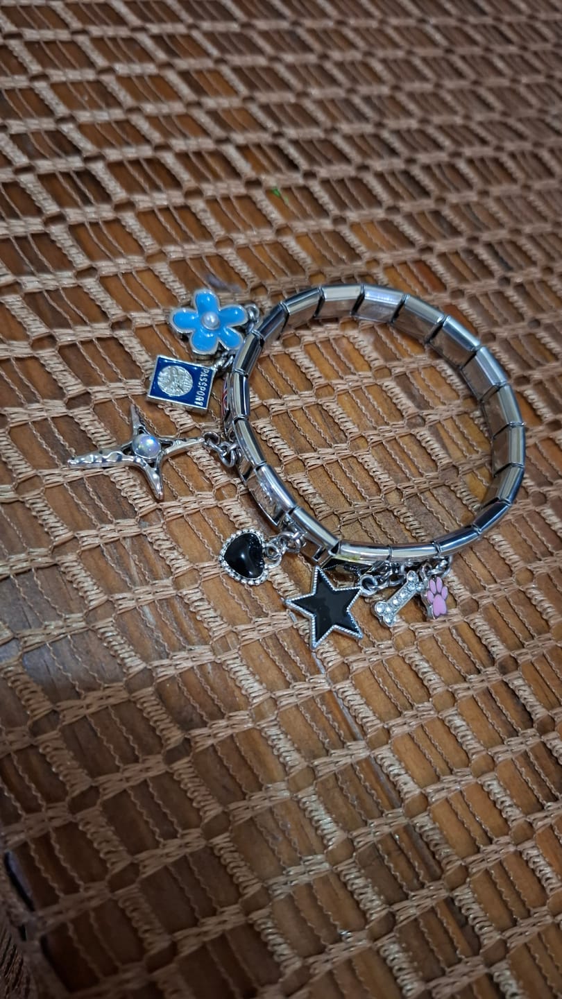 Customer photo review of Charm Bandera del Reino Unido