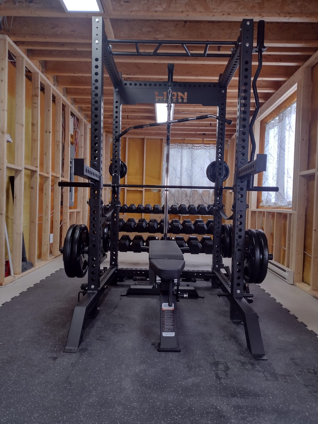 Customer photo review of Banc Commercial Ajustable LF-04