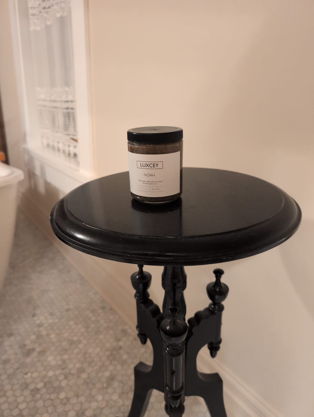 Customer photo review of Noah - Smoothing Body Scrub