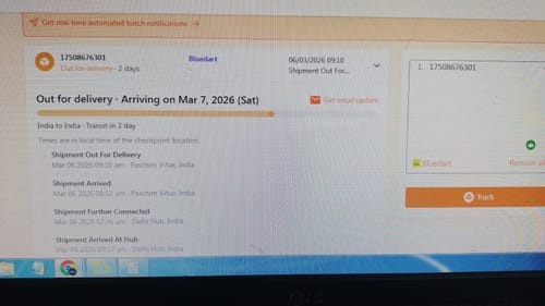 Customer's screenshot showing the shipping tracking details for their Linen Rise shirt order.
