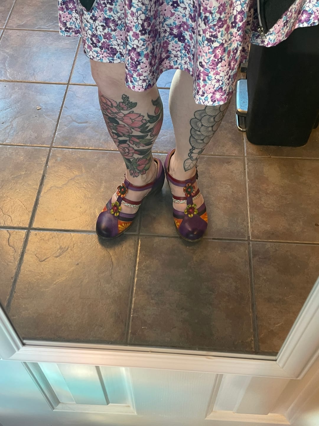 Customer photo review of Bohemian Leather Printing Stitching Non-slip Breathable Sandals
