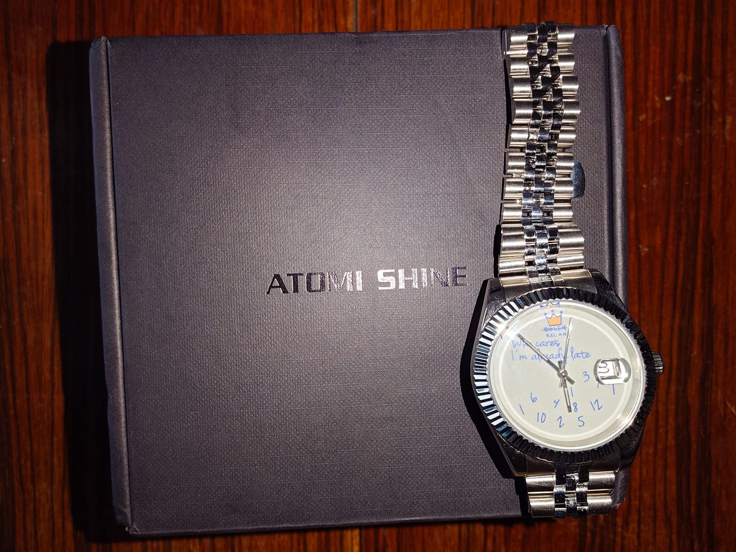 Customer photo review of EONDATE MAXI CLASSIC WATCH