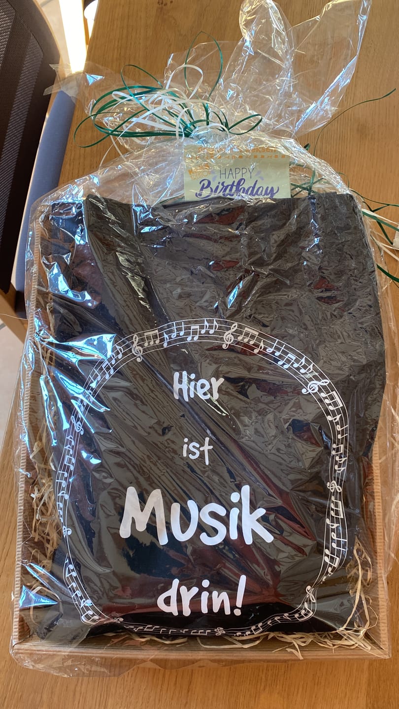 Customer photo review of Hier ist Musik drin Premium Bio Notentasche für Musikerinnen und Musiker