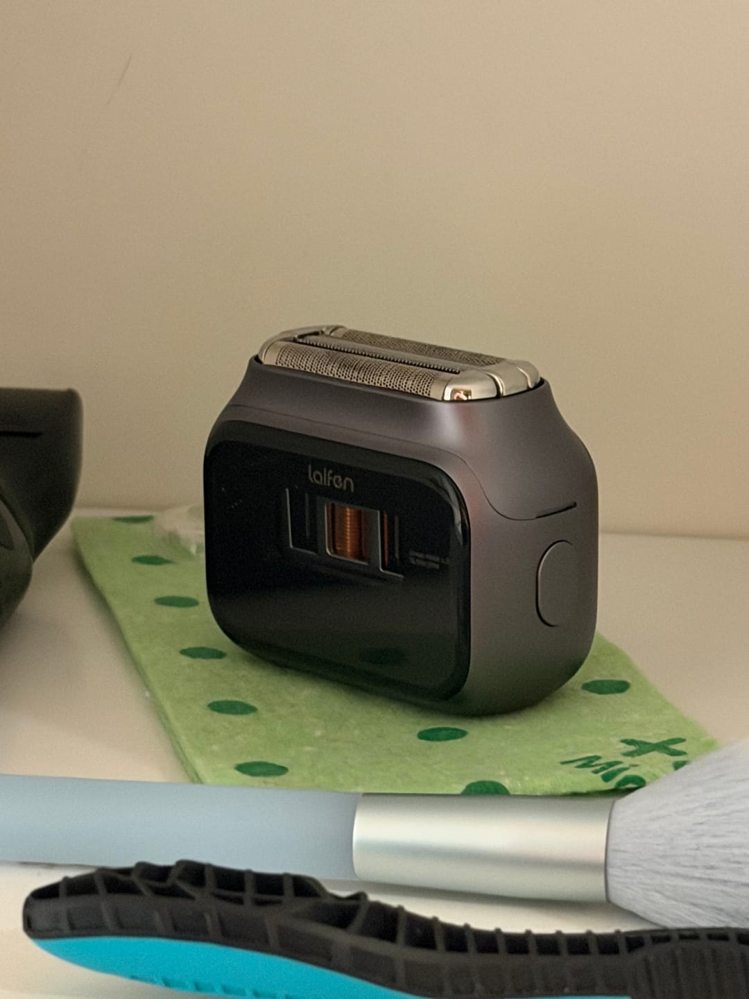 Customer photo review of Laifen P3 Pro 3-Klingen Elektrorasierer mit Linearmotor