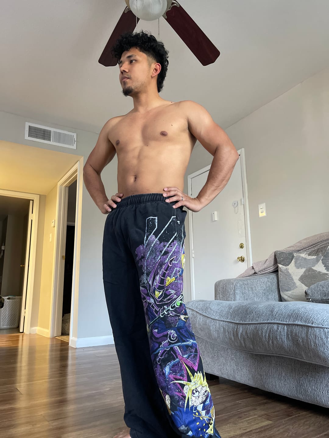 Customer photo review of 2004 - Yu-Gi-Oh!® Sweats