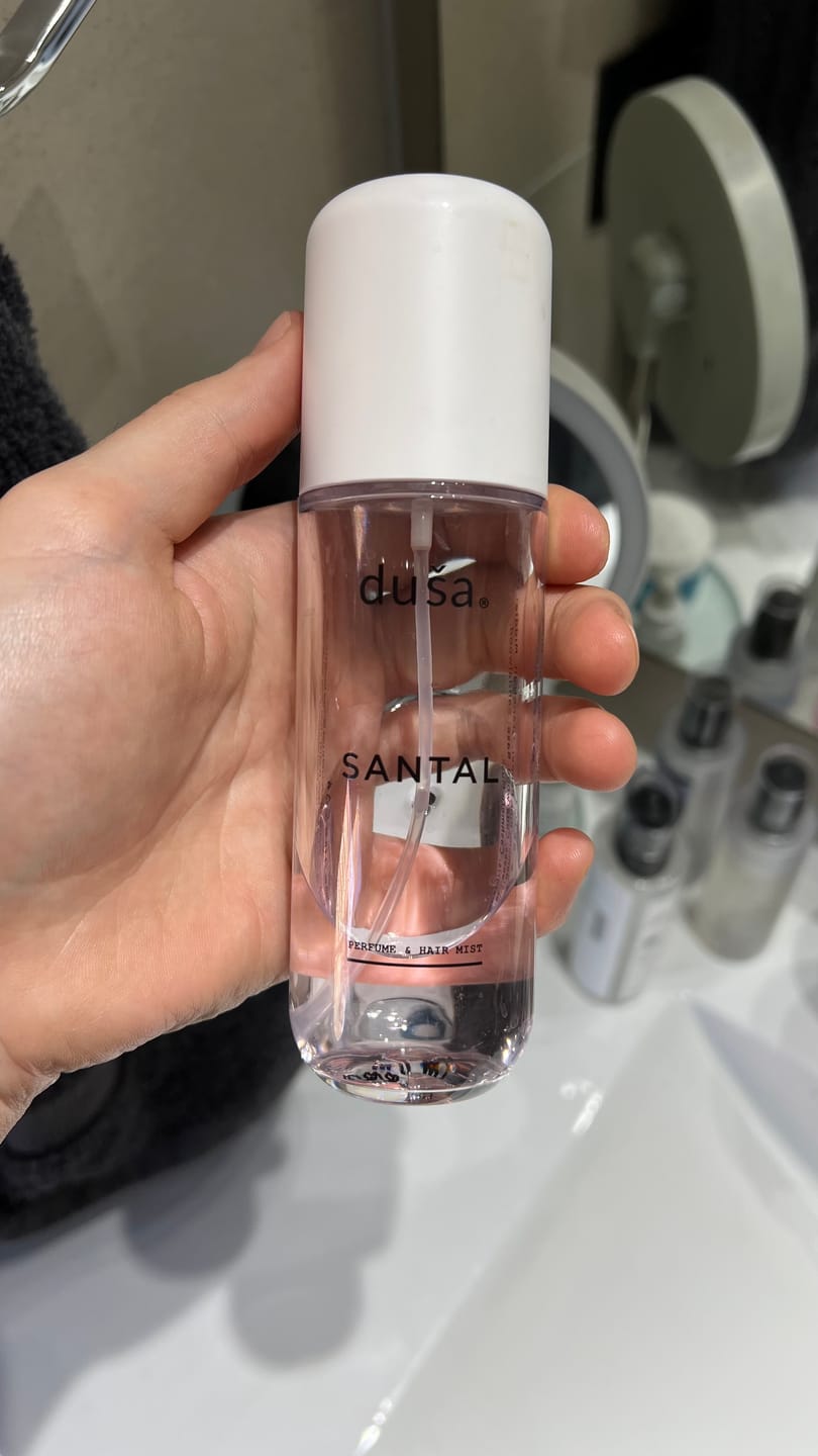 Customer photo review of SANTAL- Perfume para Cuerpo y Cabello - 100 ml |  Bruma Capilar y Corporal
