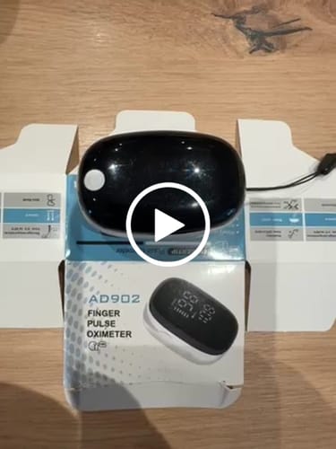 Customer video review of Glucore™ Blutzuckermessgerät | Messen Sie Ihren Blutzucker schmerzfrei in nur 5 Sekunden