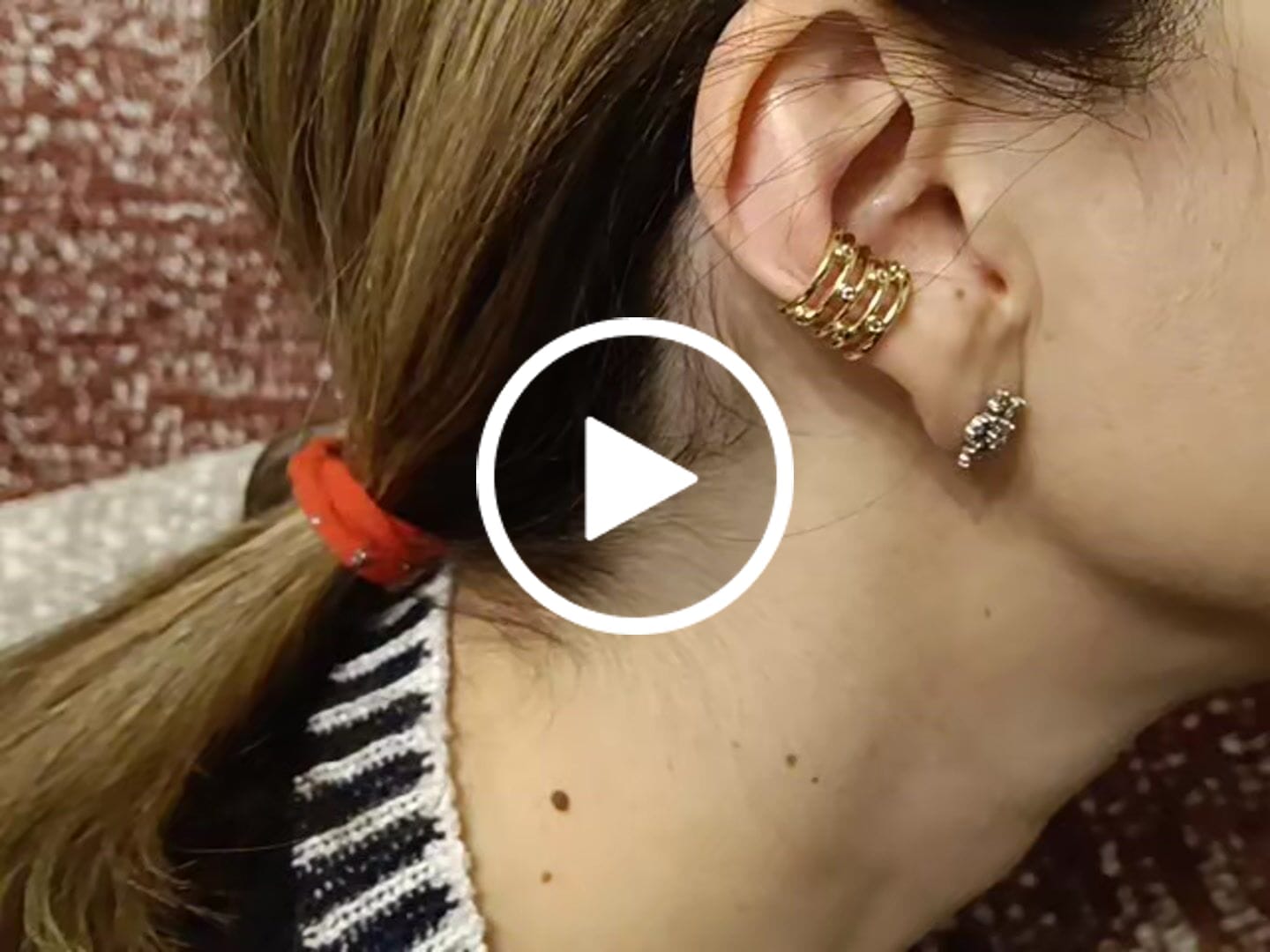 Customer video review of Orecchino Ear Cuff Multifile Luminoso
