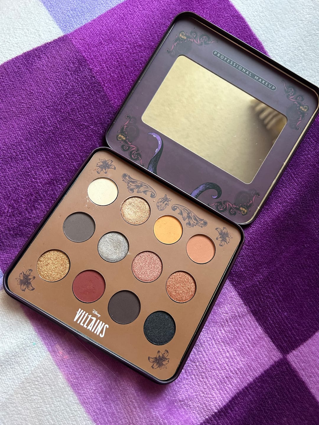 Customer photo review of Set de Sombras Metalizadas Villanas (12 Tonos)