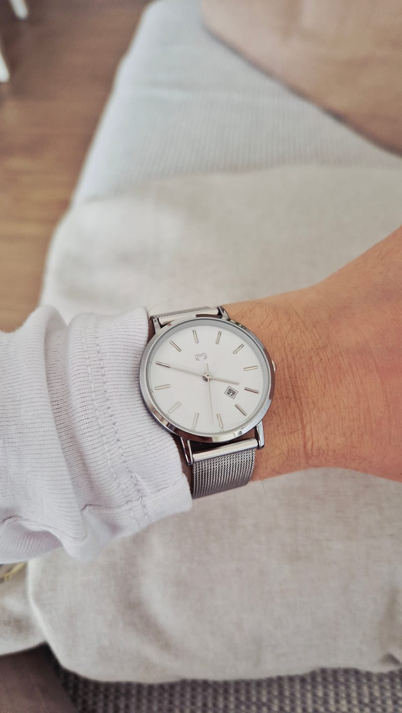 Customer photo review of Reloj Petite Marie ~ SilverWhite