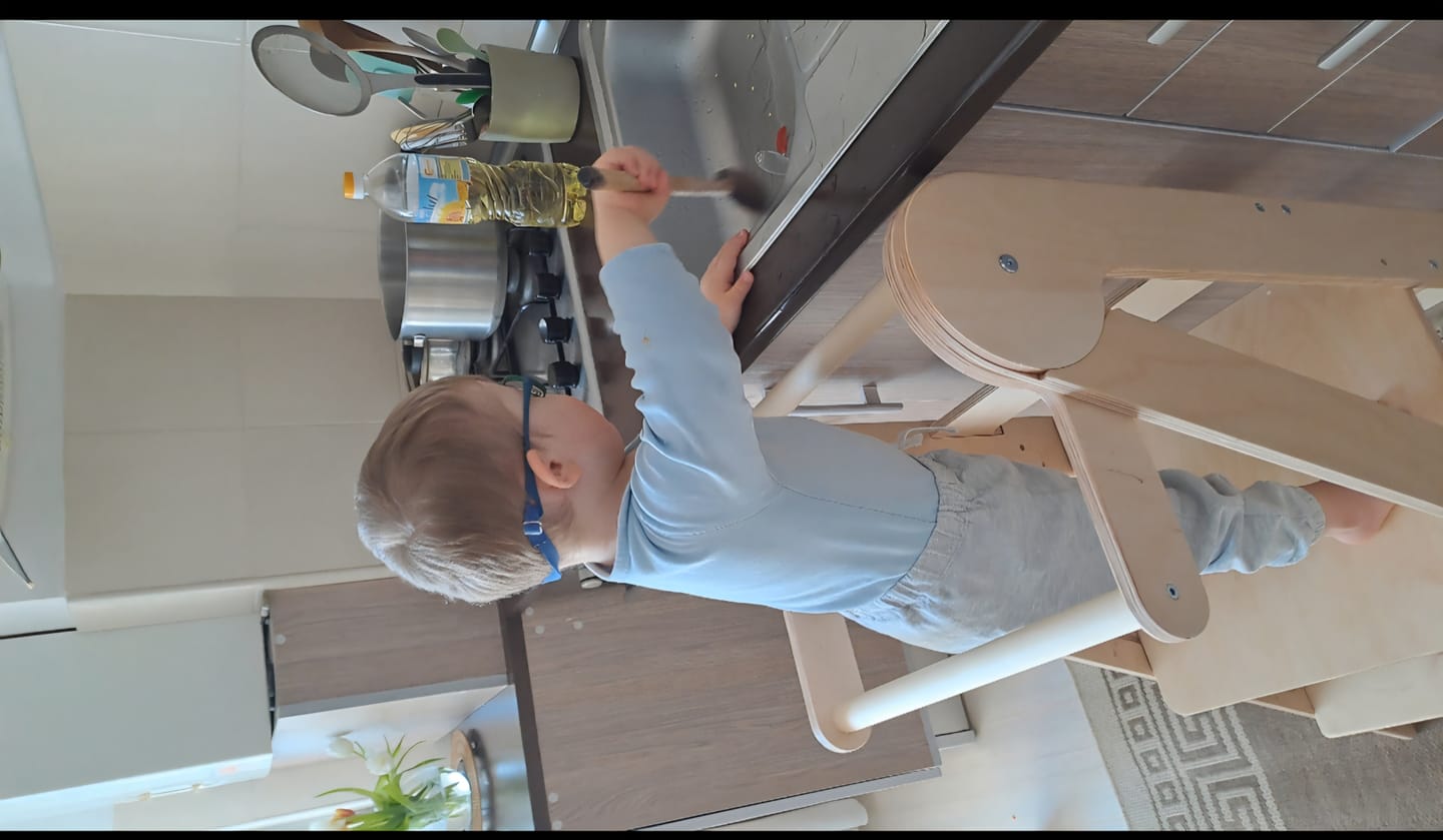 Customer photo review of Foldable Learning Tower