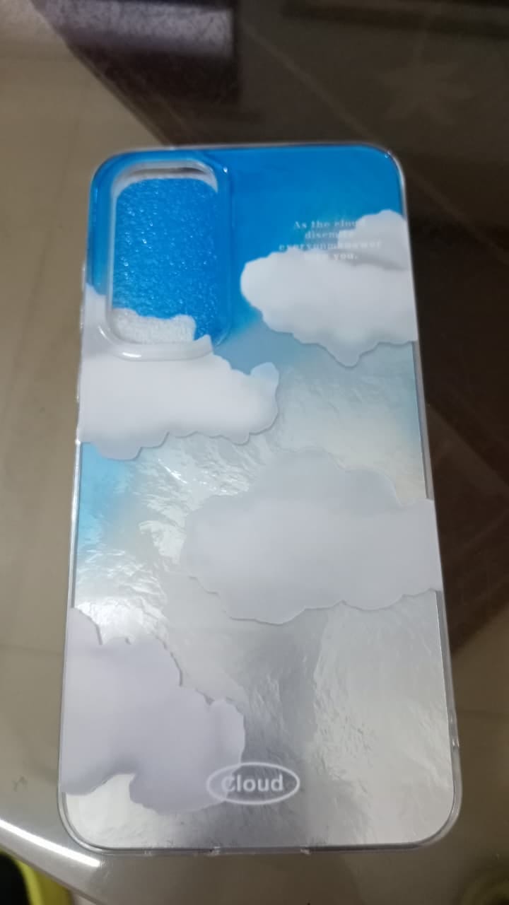 Customer photo review of Samsung Blue Silver Shaded Cloud Laser Case