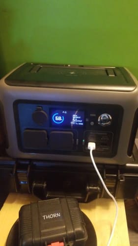 Customer photo review of Soft Living LiteTrek 600W Portable Power Station - 299Wh LiFePO4 Solar Generator for Camping & Outdoors