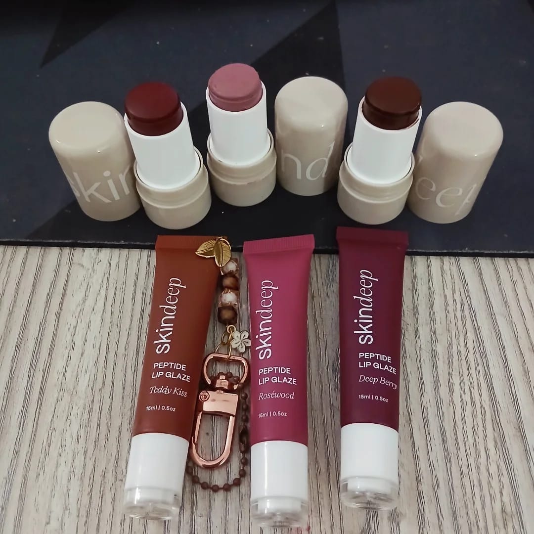 Customer photo review of Peptide Lip Glaze