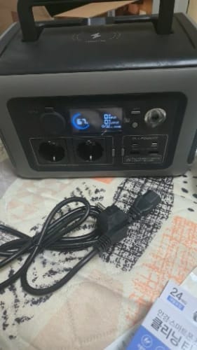 Customer photo review of Soft Living LiteTrek 600W Portable Power Station - 299Wh LiFePO4 Solar Generator for Camping & Outdoors