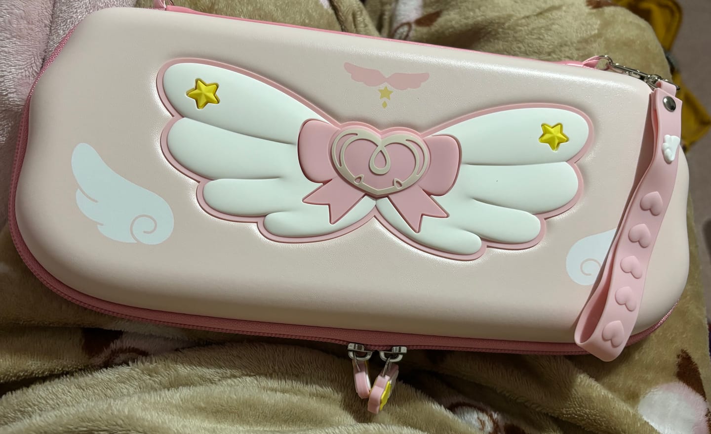 Customer photo review of GeekShare Star Wings Carrying Case for Switch 2