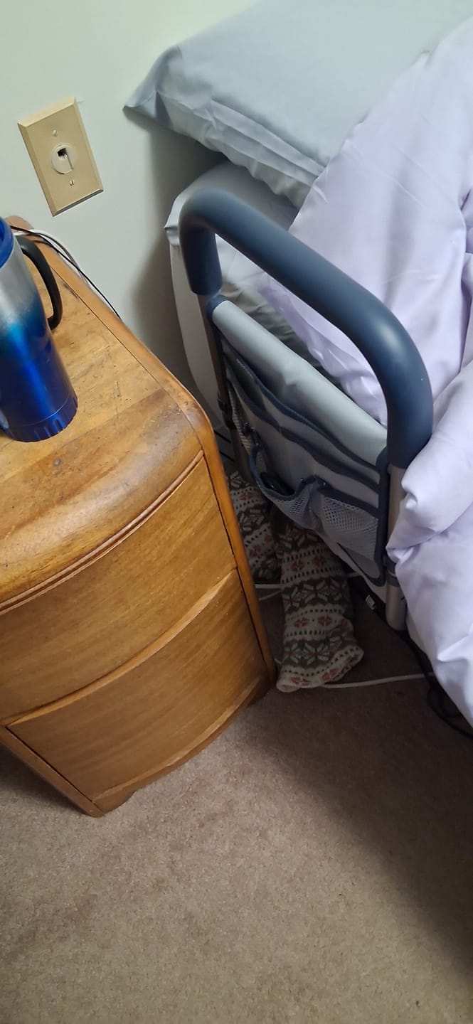 Customer photo review of Bed Rails for Elderly Adults Safety