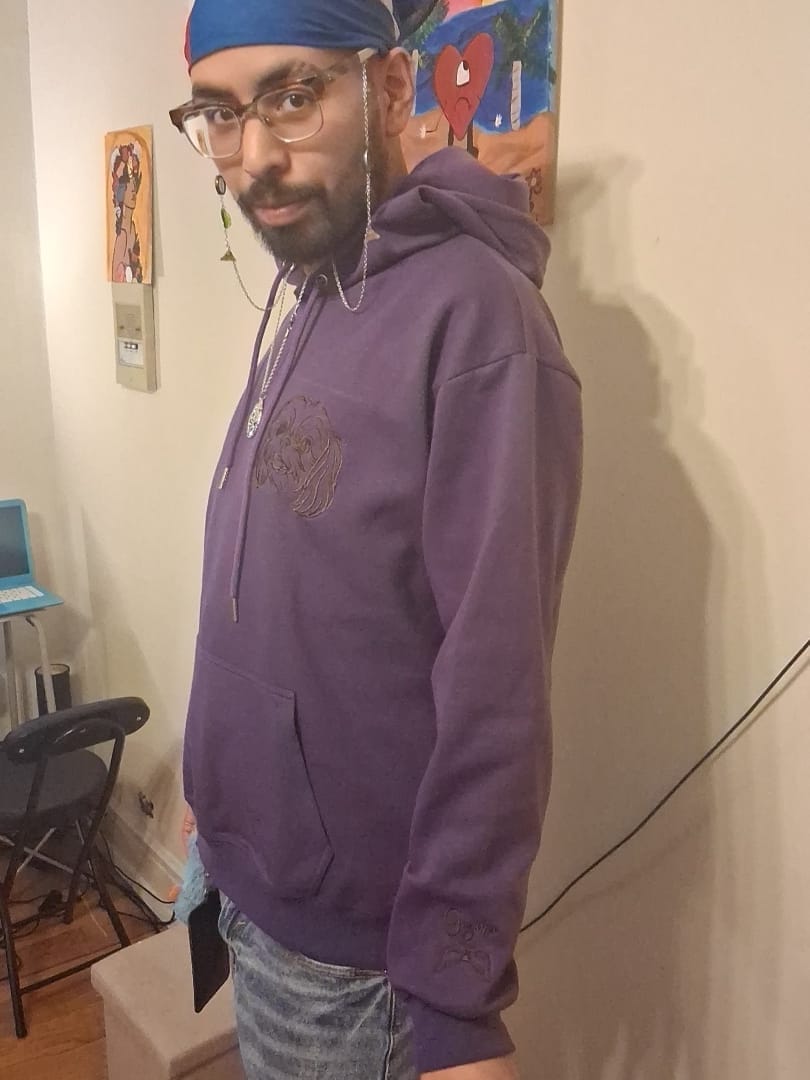 Customer photo review of Embroidered Pet Face and Pet Name on Sleeve Sweatshirt for Pet Lovers