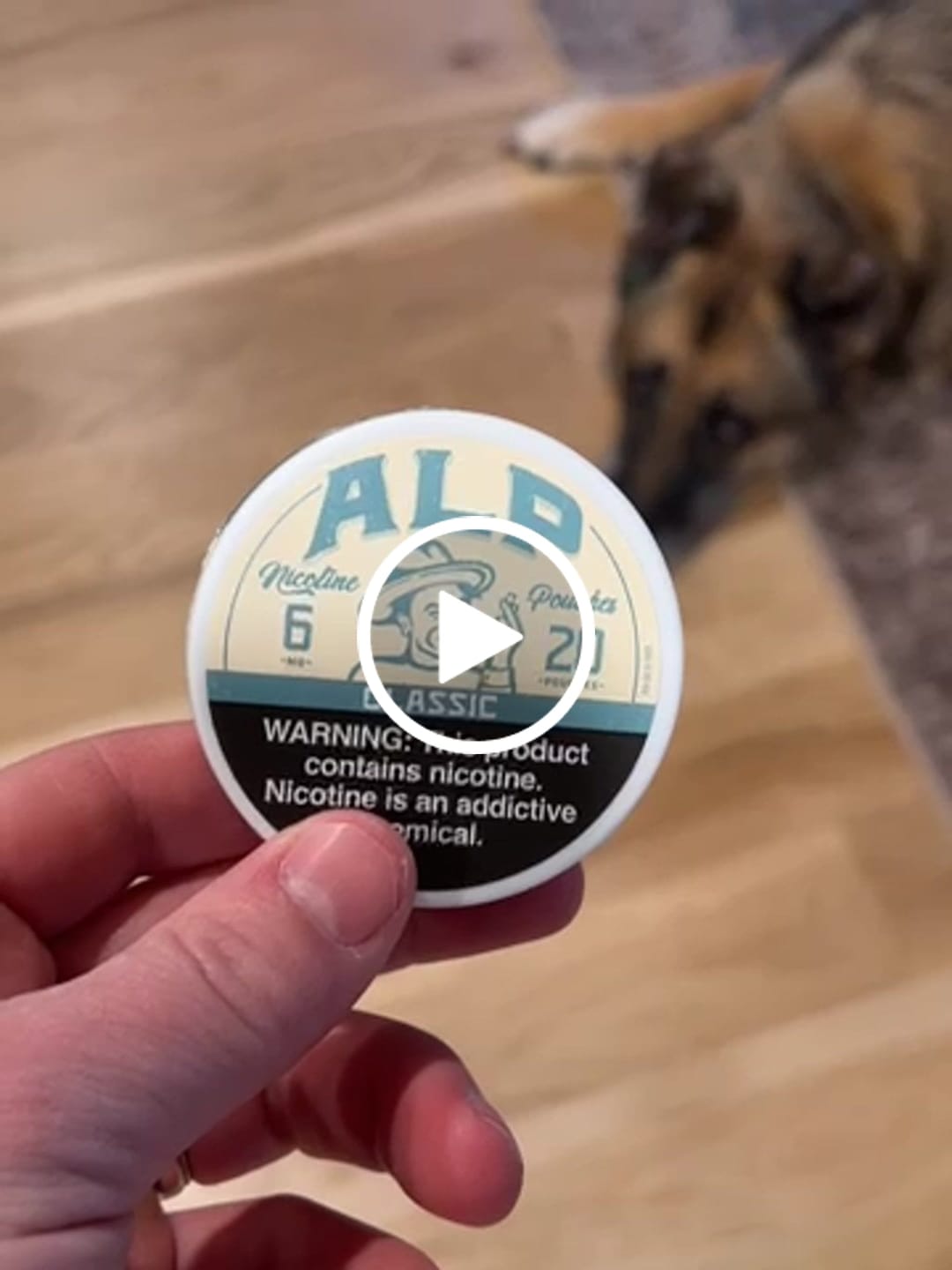 Customer video review of Classic Nicotine Pouches