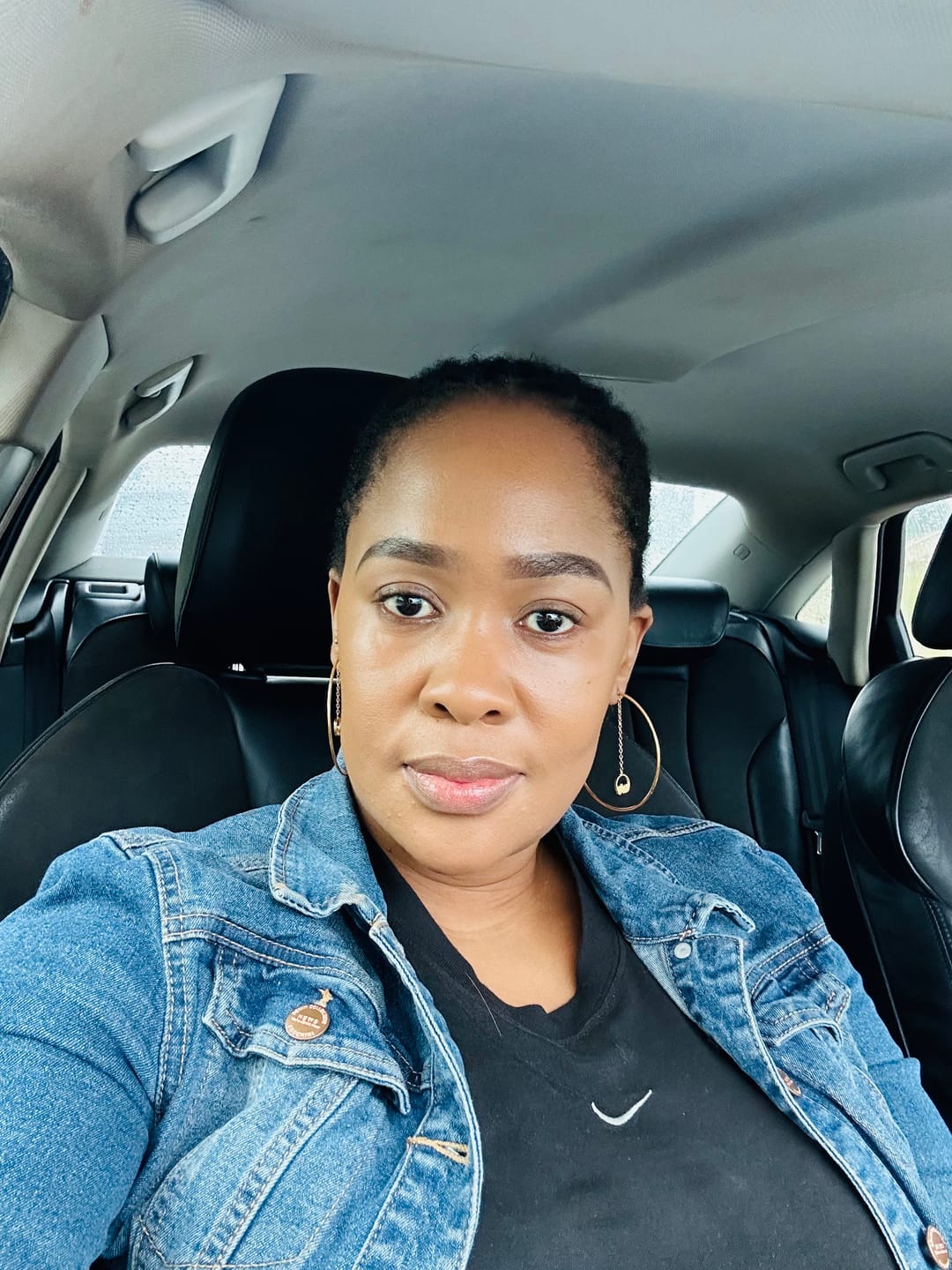 Customer photo review of Gold Era Drop Hoops
