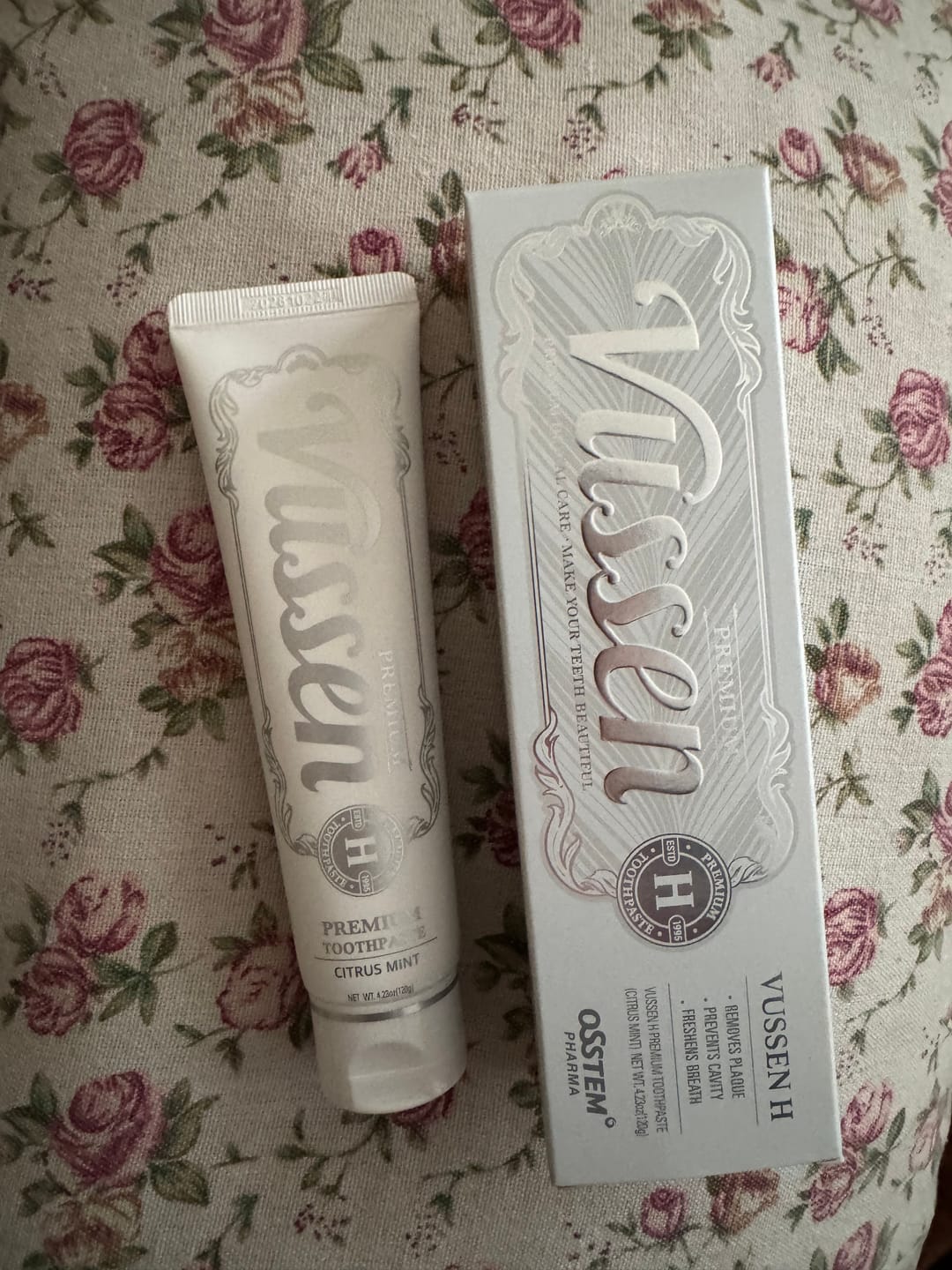 Customer photo review of Избелваща паста за зъби с грижа за емайла с хидроксиапатит 5% Vussen H Toothpaste
