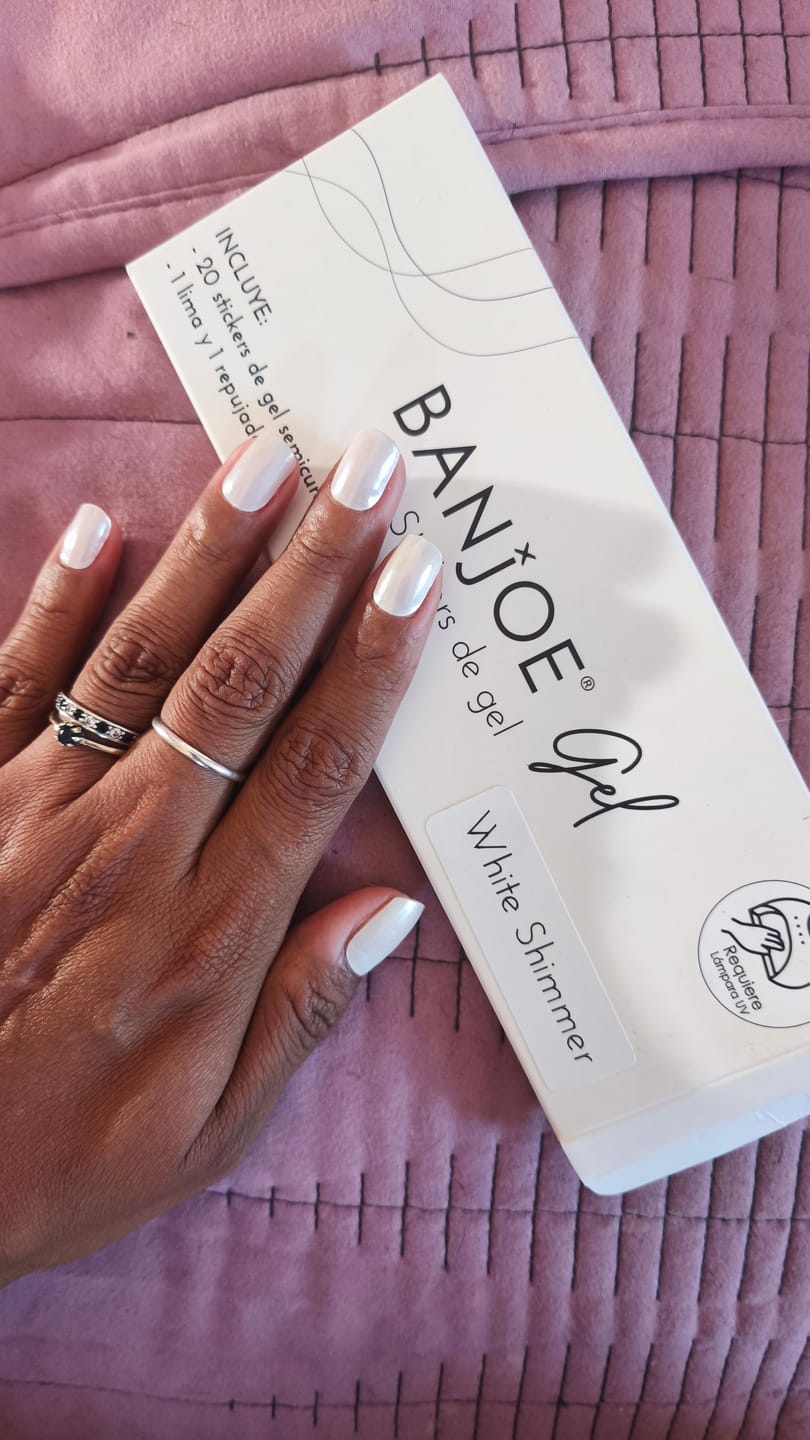 Customer photo review of White Shimmer | Stickers de Gel