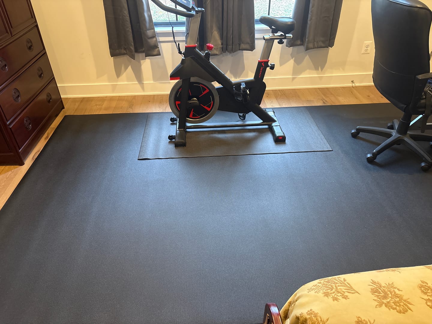 Customer photo review of GXMMAT Extra Wide Exercise Mat 7'