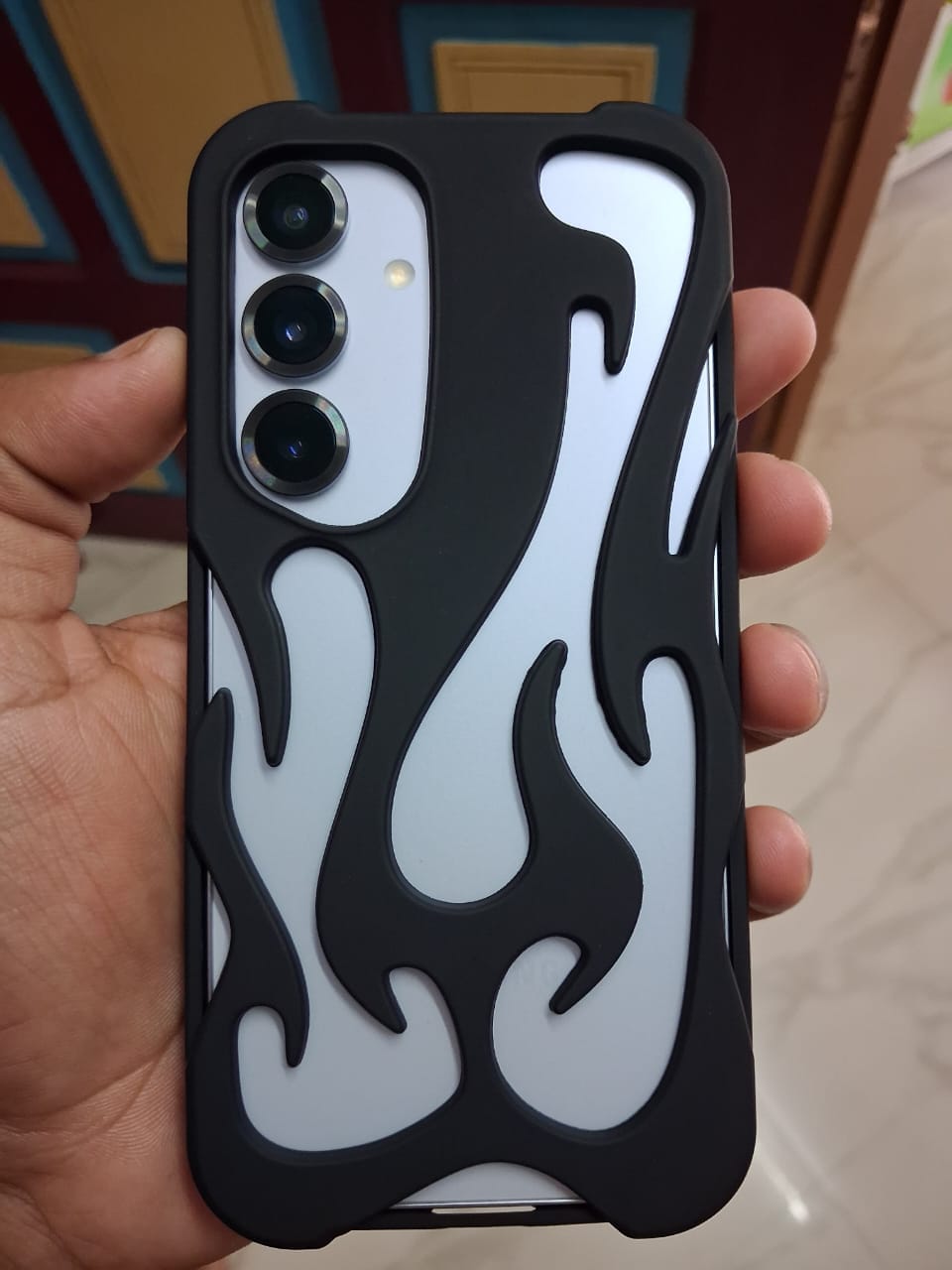 Customer photo review of 3D Flame Hollow Matte Skeleton Black Silver Electroplated Samsung S & A Series Soft Case