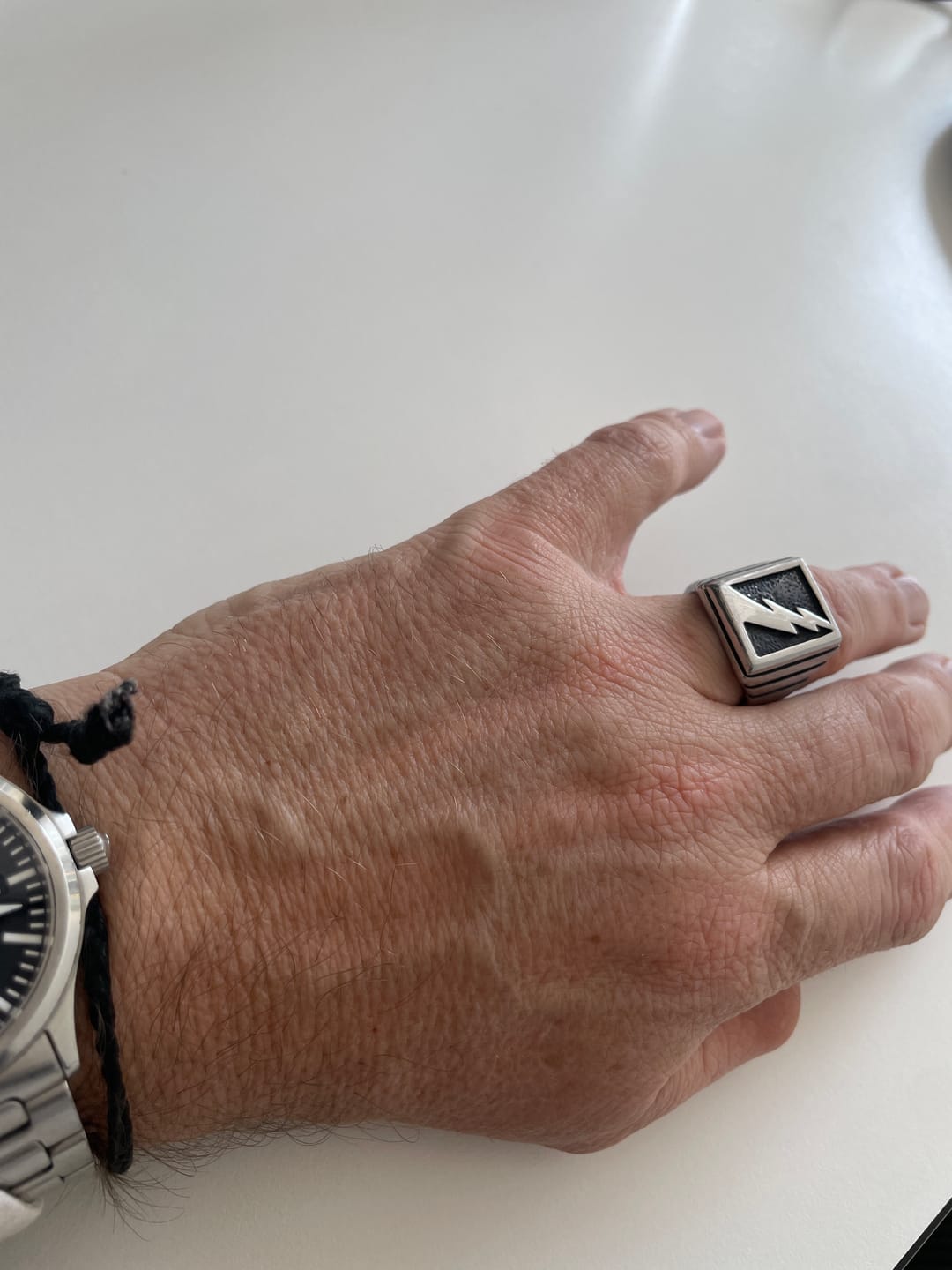 Customer photo review of LIGHTNING.