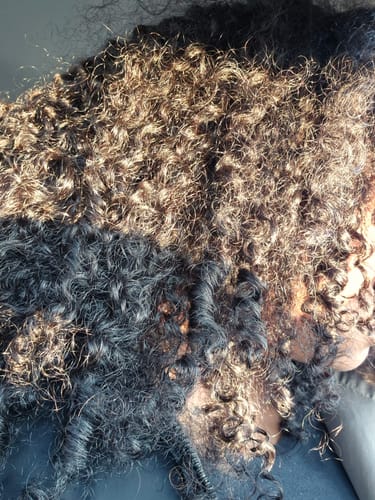 Customer photo review of CurlyMe 3 In 1 Half Wig Kinky Curly Glueless Install Half Wig With Draw-string Beginner Friendly