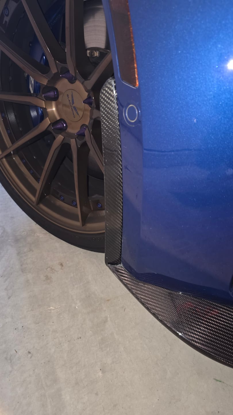Customer photo review of 2020-Up Cadillac CT5-V Blackwing CARBON FIBER Front Splitter Side Wheel Arch