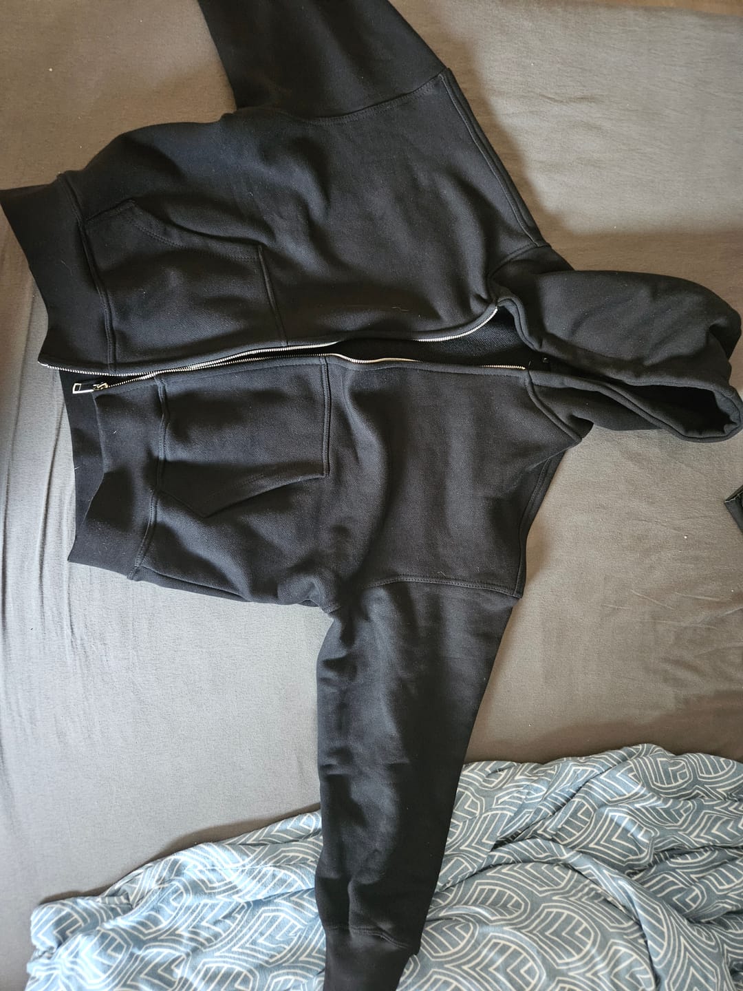 Customer photo review of Zip Hoodie Heavy Blanks 500GSM Black