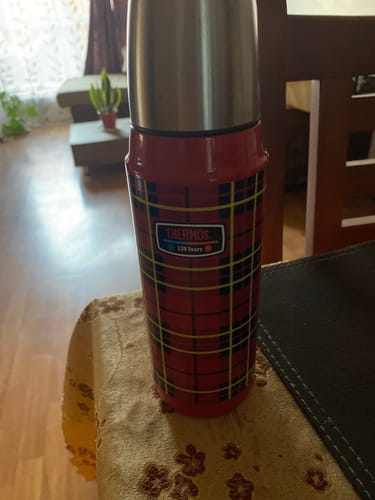Customer photo review of TERMO LIQUIDO VINTAGE ESPECIAL 120 AÑOS THERMOS 470ML