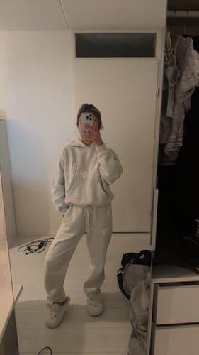 Customer photo review of GATED COMMUNITY CUFFED SWEATPANTS LIGHT GREY