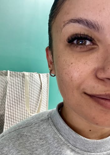 Customer photo review of Flora Lash Kit