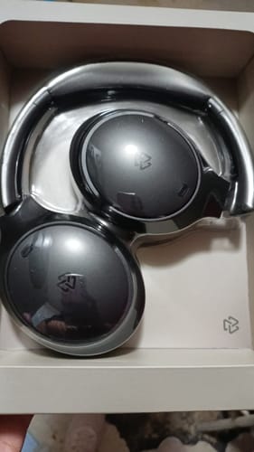 Customer photo review of Audifonos Inalambricos On Ear One Plus STF ANC 44hrs Uso Negro