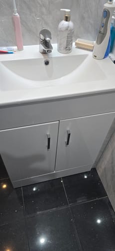 Customer photo review of Nova 600mm Gloss White Minimalist Floor standing Vanity Unit