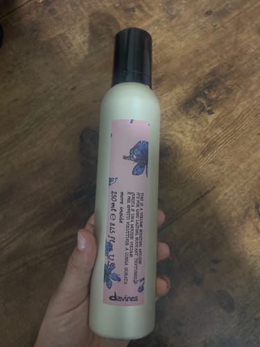 Customer photo review of Mouse Voluminizante More Inside Davines