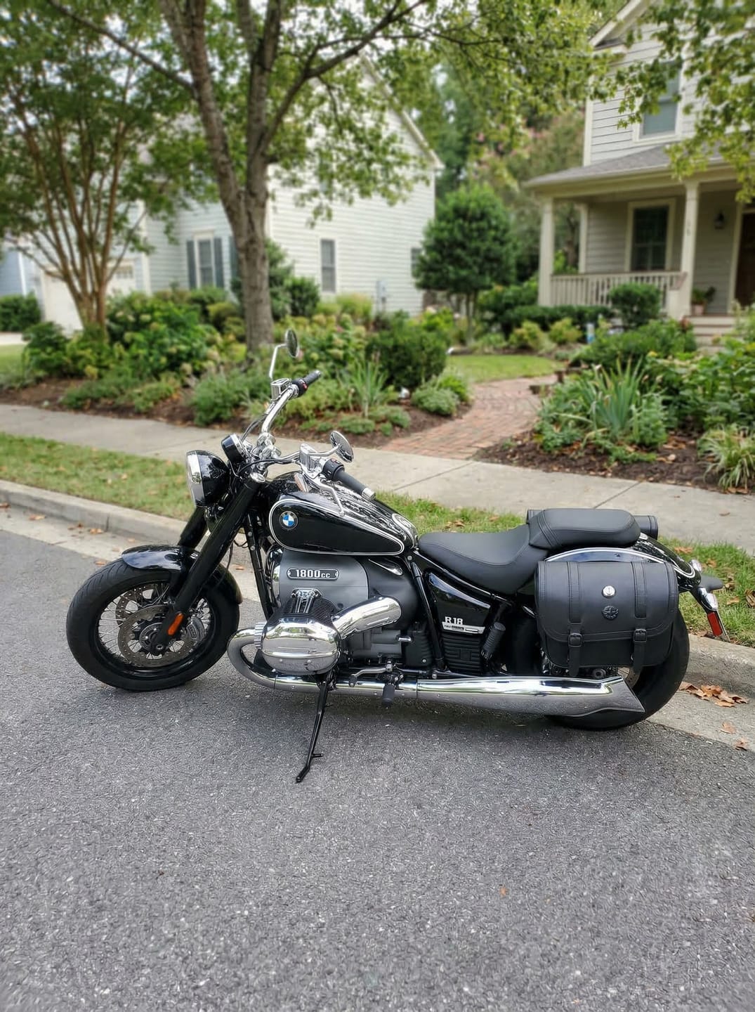 Customer photo review of 30L - Kronan Large BMW R18 Motorcycle Leather Saddlebags