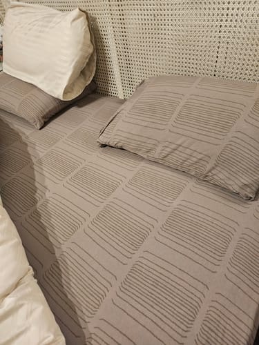 Customer photo review of Jersy Fitted Sheet + Pillowcases