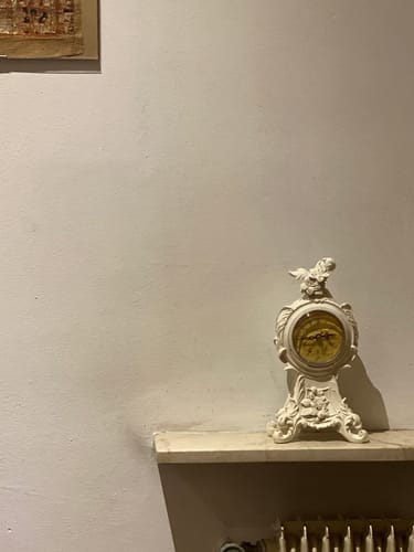 Customer photo review of Orologio da Tavolo in Stile Barocco Color Avorio – Design Elegante con Dettagli Floreali