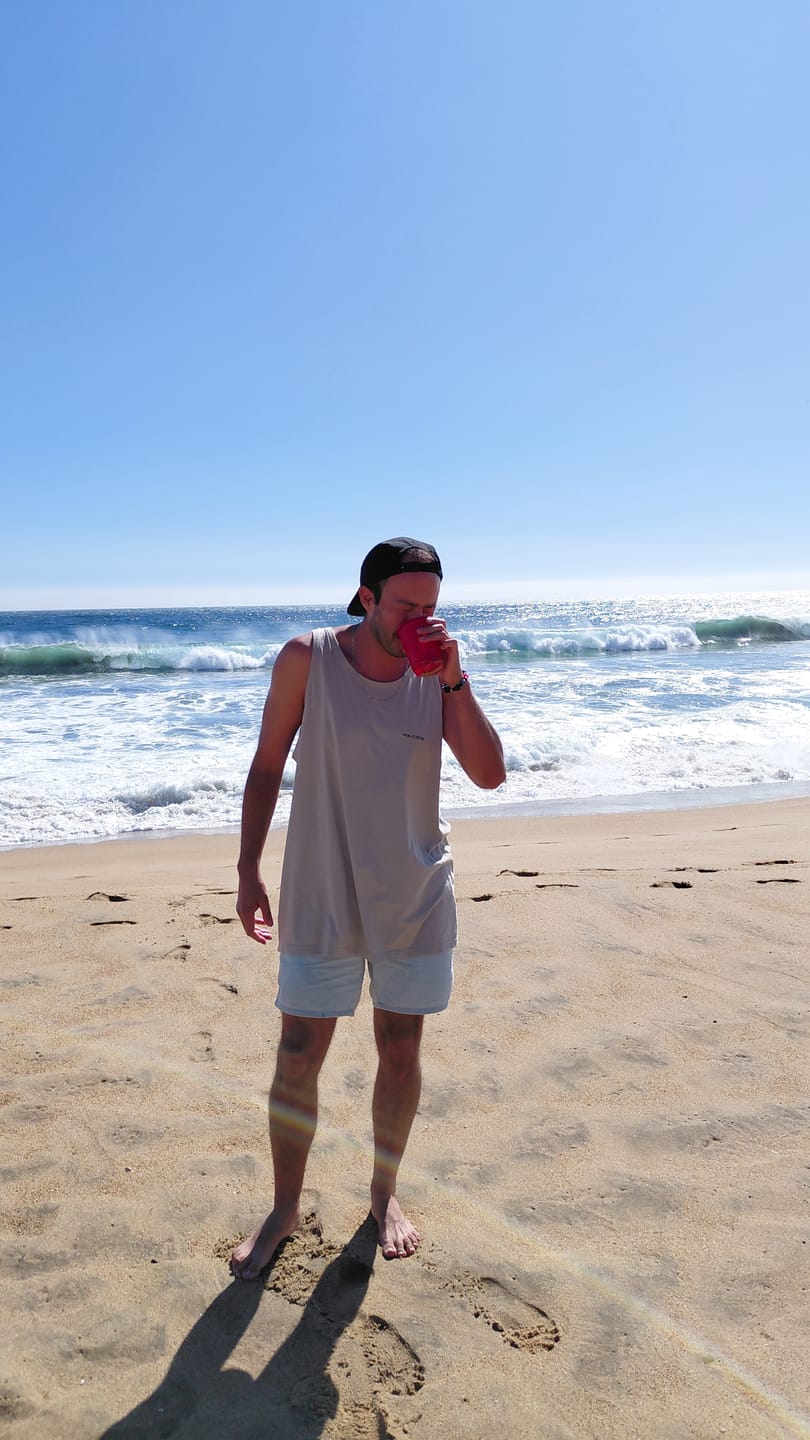 Customer photo review of Polera Orgánica Sin Mangas Classic V2 Taupe (Hombre)