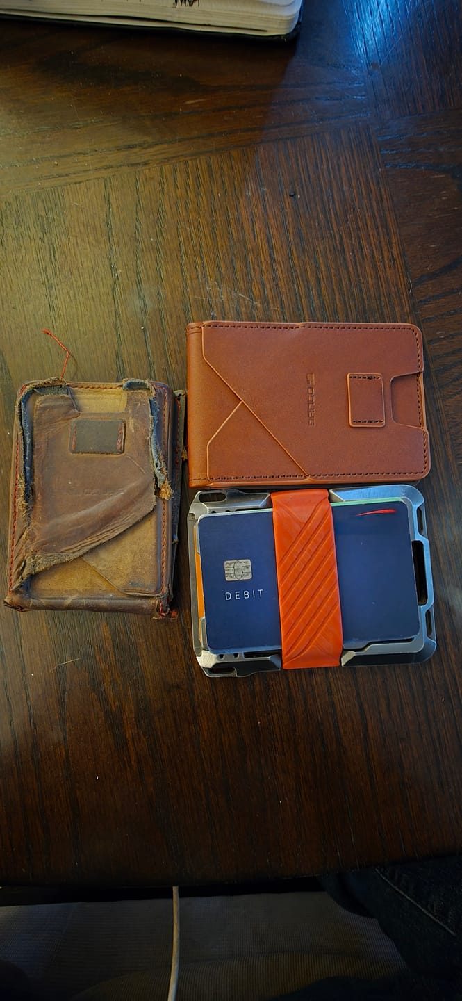Customer photo review of M1 MAVERICK™ 4 POCKET BIFOLD LEATHER